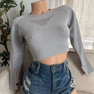 AYBL motion seamless Grey long sleeve crop top